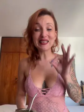 Cam4 Free Live Porn of cherryboom20