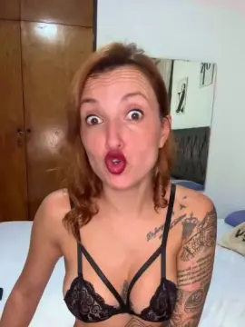 Cam4 Free Live Porn of cherryboom20