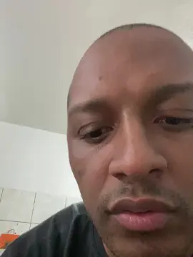 Cam4 Free Porn Cam of Betobob1984