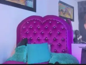 Cam4 Private Sex Chat of Ciara_Hot_Ts