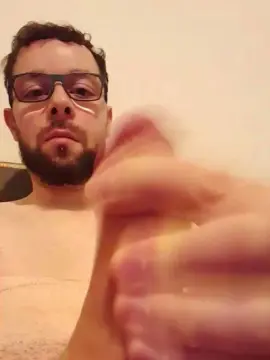 Cam4 Live Porn of cedric2209