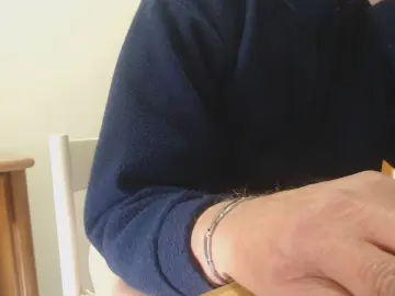 Cam4 Free Porn Cam of comemivuoi2