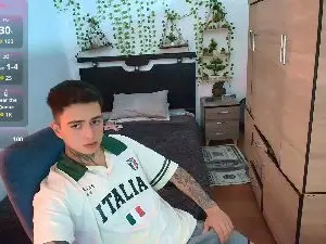 Cam4 Live Sex of santii_ss