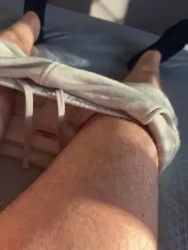 Cam4 Watch Live Sex Cams of Riccardoooo2008