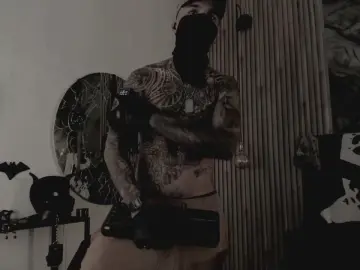 Cam4 Free Live Porn of onceagain97