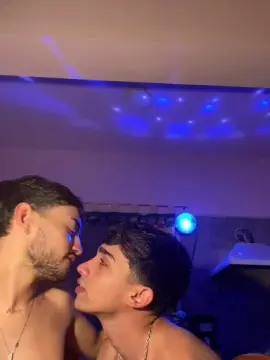 Cam4 Nude Webcam of Devilboyzzz