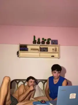 Cam4 Adult Webcam of Devilboyzzz