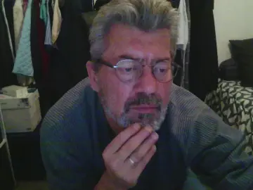 Cam4 Live Sex of Kevinareux60