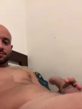 Cam4 Live Porn of Tom98xxx