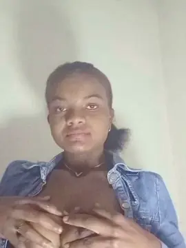 Cam4 Adult Webcam of mialisoa3