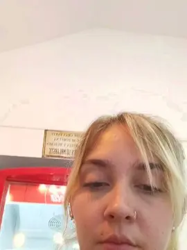 Cam4 Watch Live Sex Cams of Ayutitaa