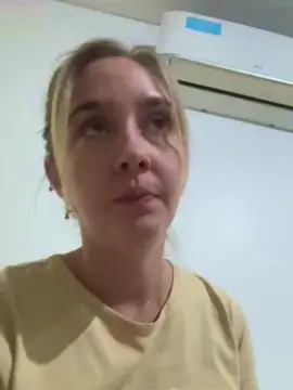 Cam4 Best Webcam of Ayutitaa