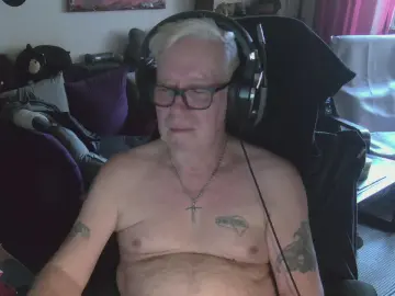 Cam4 Free Porn Cam of dirtyminds1