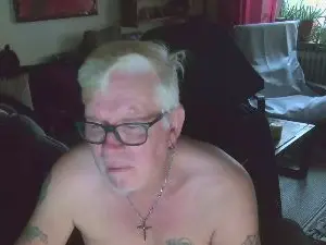 Cam4 Watch Live Sex Cams of dirtyminds1