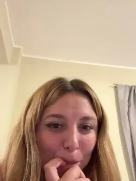 Cam4 Live Sex of LuanaLux