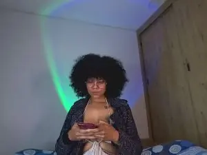 Cam4 Adult Webcam of Blackandmagic_