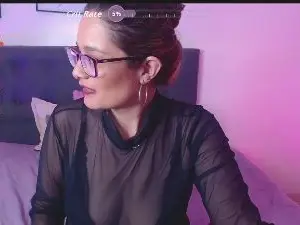 Cam4 Live Sex Cam of rose_thompson1