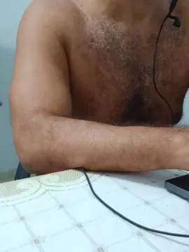 Cam4 Live Sex Cam of Morenodiscret35