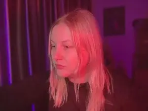 Cam4 Watch Live Sex Cams of HollyHanter