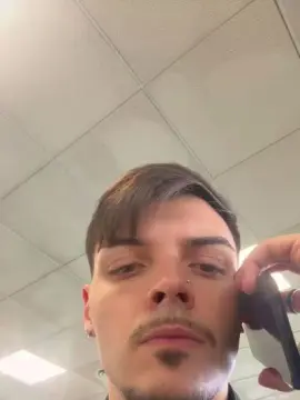 Cam4 Live Sex of ThomasRM98