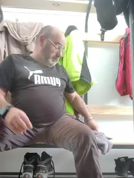 Cam4 Nude Webcam of serpens79