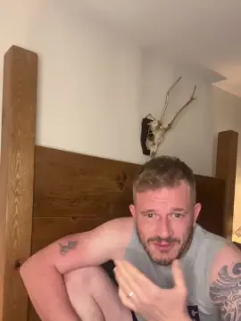 Cam4 Sex Cam of TheSkunk