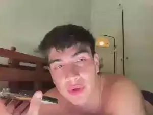 Cam4 Live Porn of pibardo28