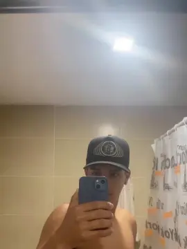 Cam4 Adult Webcam of Alexanderjulio