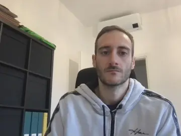 Cam4 Live Sex Cam of LukaShyGuy