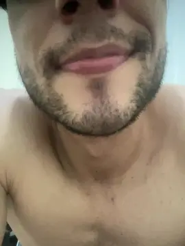 Cam4 Private Sex Chat of Lolopiroca21