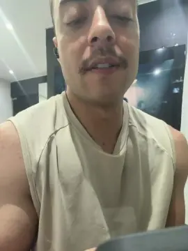 Cam4 Live Porn of Lolopiroca21