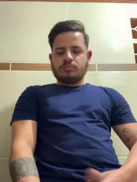 Cam4 Live Porn of victorhneves888