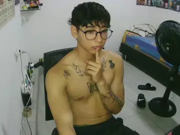 Cam4 Free Porn Cam of Dillom420
