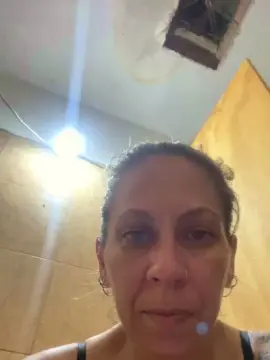 Cam4 Live Porn of MAGUI86