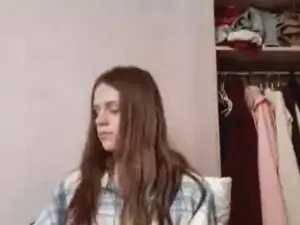 Cam4 Free Live Porn of KatiCotrell