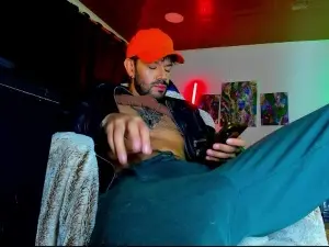 Cam4 Sex Cam of pablomontiel1