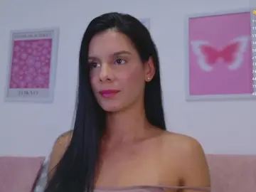 Cam4 Live Porn of tamy_winkle