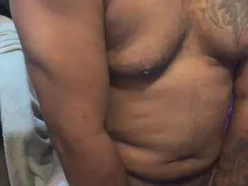 Cam4 Free Porn Cam of newbbeefcake