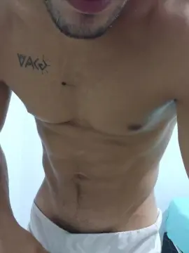 Cam4 Sex Chat of Lewis_castroo