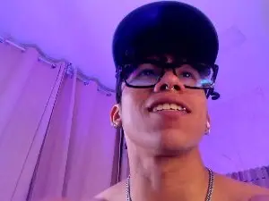 Cam4 Live Sex Cam of Akaza_