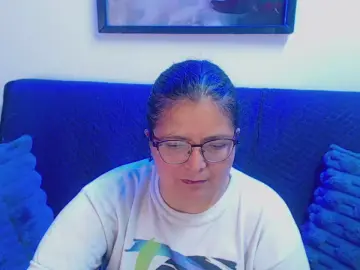 Cam4 Watch Live Sex Cams of Linda_banks_