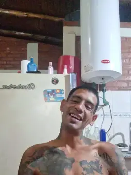 Cam4 Sex Chat of maxi23_fun