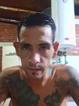 Cam4 Watch Live Sex Cams of maxi23_fun