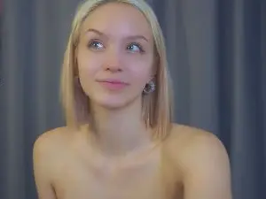 Cam4 Free Live Porn of KristieDubbs