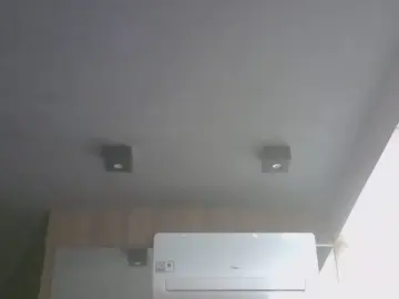 Cam4 Nude Webcam of SkinnyKittenCam