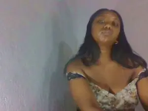 Cam4 Adult Video Chat of Anaellelara36