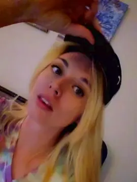 Cam4 Sex Chat of newmizzymay