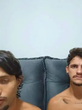 Cam4 Nude Webcam of Levi_Henrique