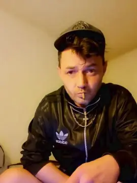 Cam4 Live Porn of nicolas1904