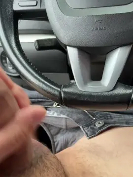 Cam4 Free Live Porn of raulmorbomadrid